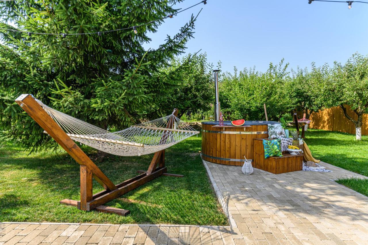 Orchard Villa Braşov Extérieur photo