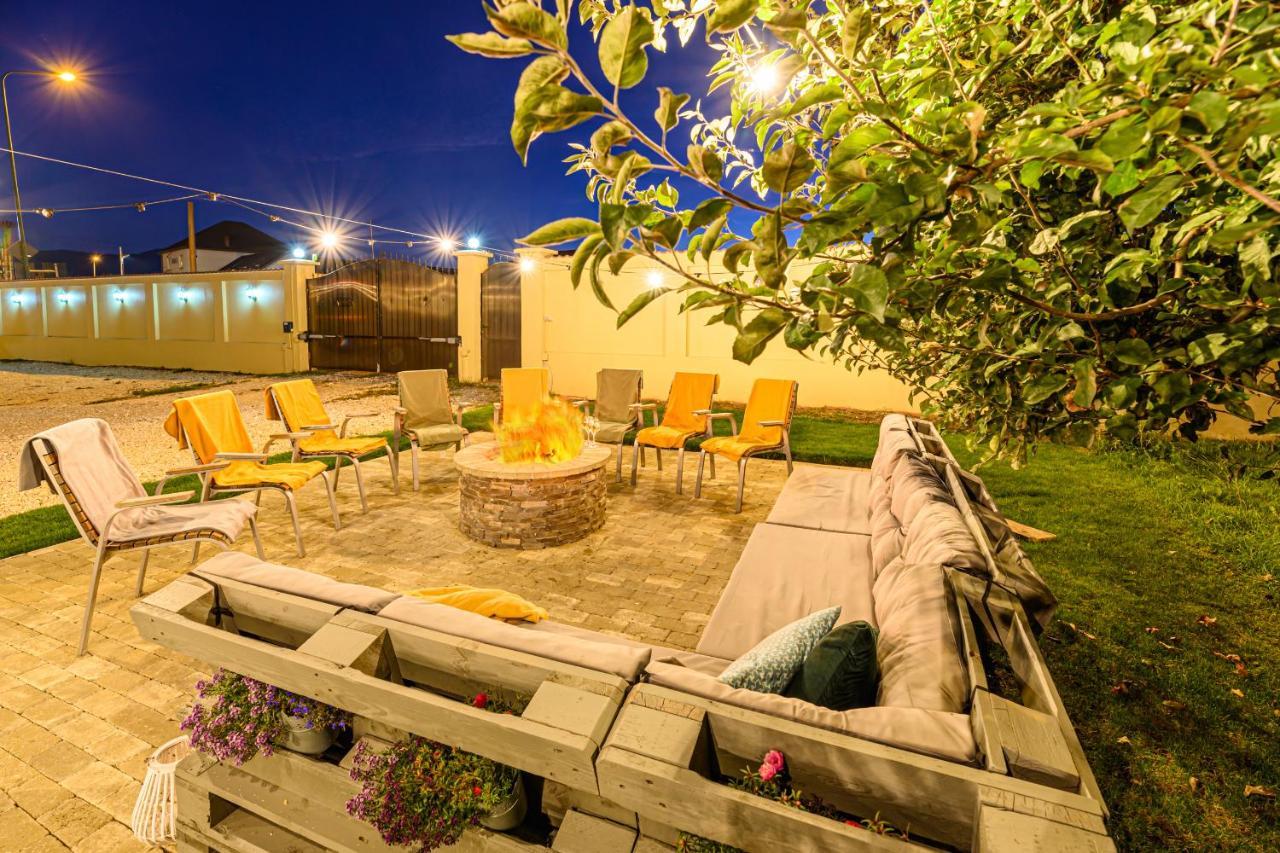 Orchard Villa Braşov Extérieur photo