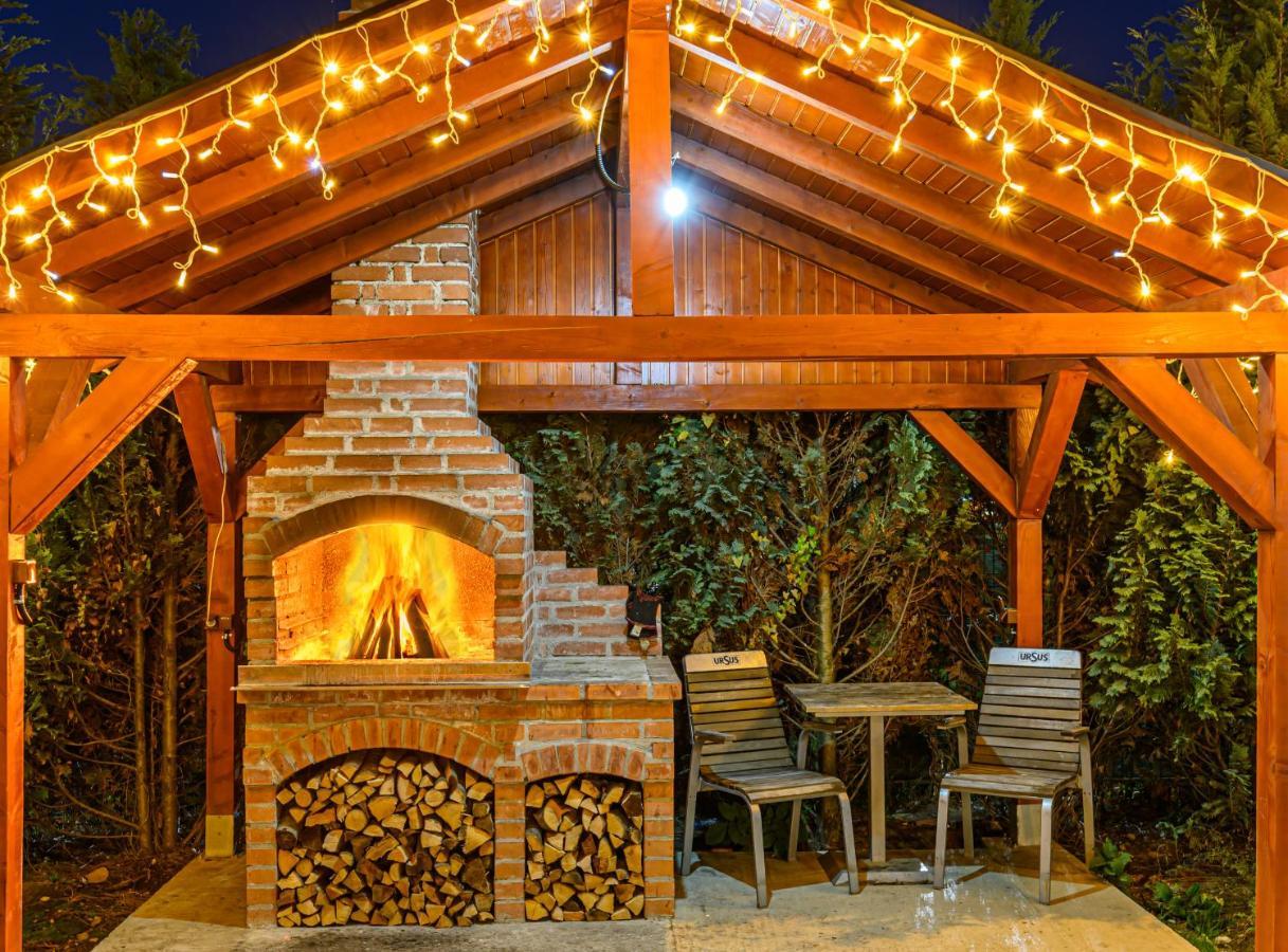 Orchard Villa Braşov Extérieur photo