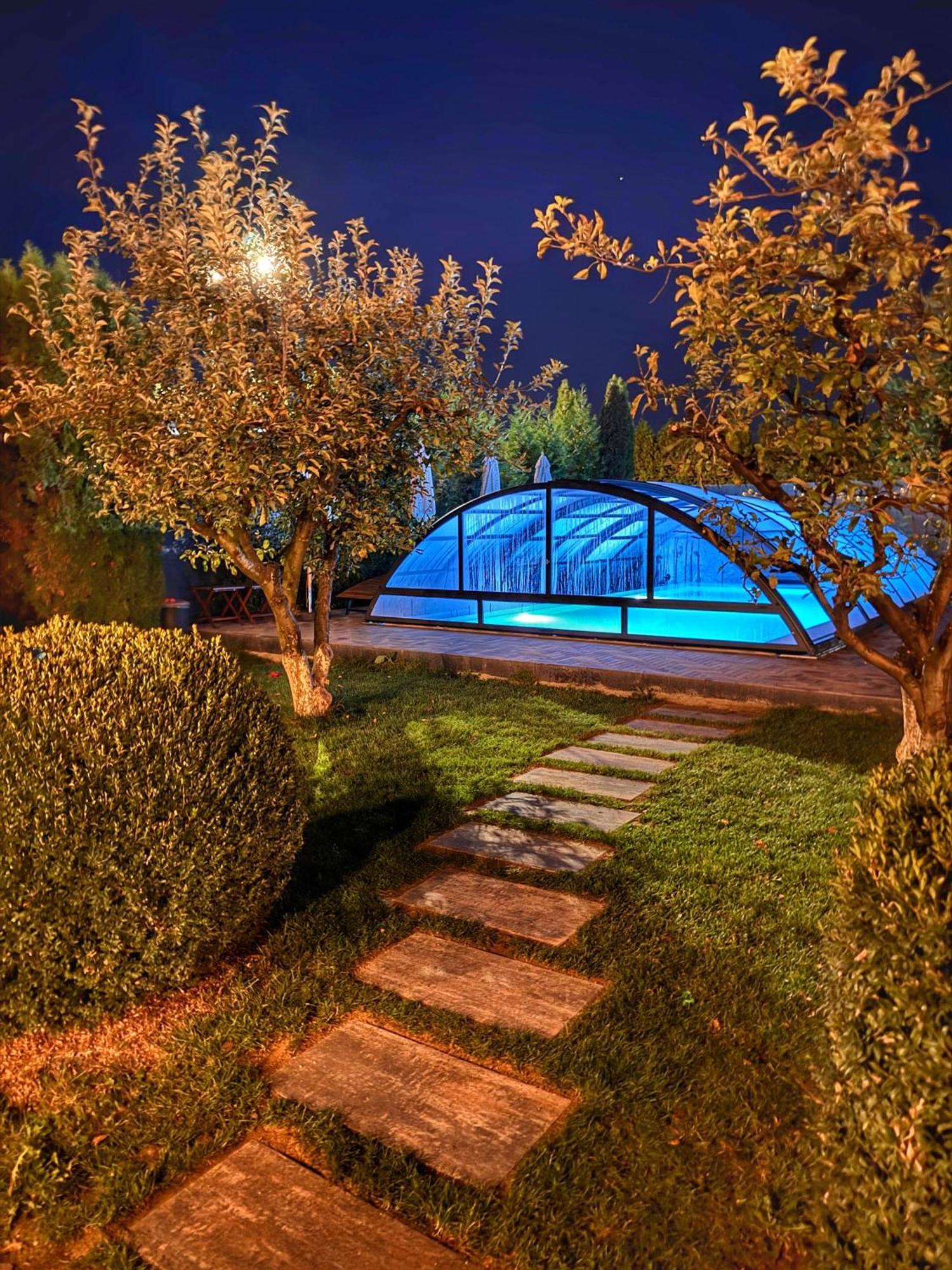 Orchard Villa Braşov Extérieur photo